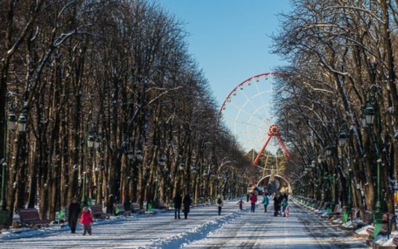Аттракционы в парке Горького возобновили свою работу Аттракционы в парке Горького возобновили свою работу