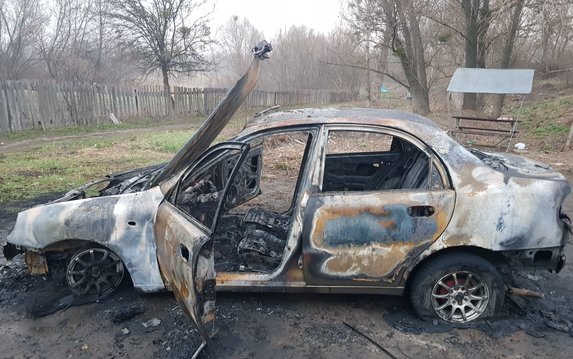 Дергачевский район: пожарные потушили пожар в автомобиле Дергачевский район: пожарные потушили пожар в автомобиле
