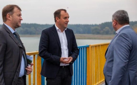 Дорогу Боровая - Сватово начнут ремонтировать еще в этом году, ремонт продлится в 2021-м Дорогу Боровая - Сватово начнут ремонтировать еще в этом году, ремонт продлится в 2021-м