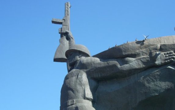 Геннадий Кернес поздравляет харьковчан с Днем города Геннадий Кернес поздравляет харьковчан с Днем города