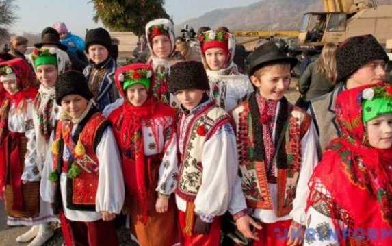 Харьковчанам расскажут о символике колористики в украинской традиционной народной культуре Харьковчанам расскажут о символике колористики в украинской традиционной народной культуре