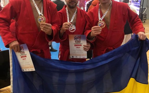Харьковчане успешно выступают на чемпионате мира по самбо среди мастеров Харьковчане успешно выступают на чемпионате мира по самбо среди мастеров