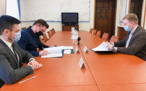 Харьковская ОГА намерена развивать ІТ-индустрию в области совместно с UNIT.Kharkiv Харьковская ОГА намерена развивать ІТ-индустрию в области совместно с UNIT.Kharkiv