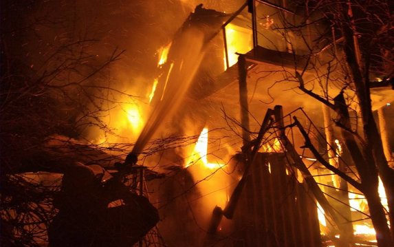 Харьковский район: спасатели ликвидировали пожар в дачном доме Харьковский район: спасатели ликвидировали пожар в дачном доме