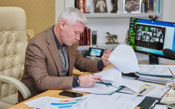 Игорь Терехов: Мы должны глобально переориентировать средства бюджета на медицину Игорь Терехов: Мы должны глобально переориентировать средства бюджета на медицину