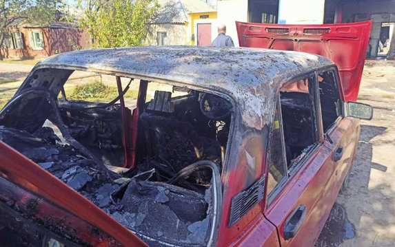 Киевский район: спасатели ликвидировали пожар в машине, стоявшей в гараже Киевский район: спасатели ликвидировали пожар в машине, стоявшей в гараже