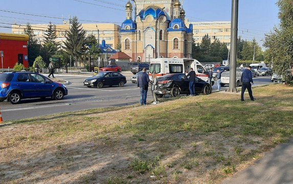 Киевский район: спасатели оказали помощь в ликвидации последствий ДТП Киевский район: спасатели оказали помощь в ликвидации последствий ДТП