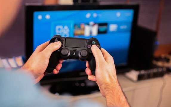 Лучшая игровая приставка до 15 000 грн Лучшая игровая приставка до 15 000 грн