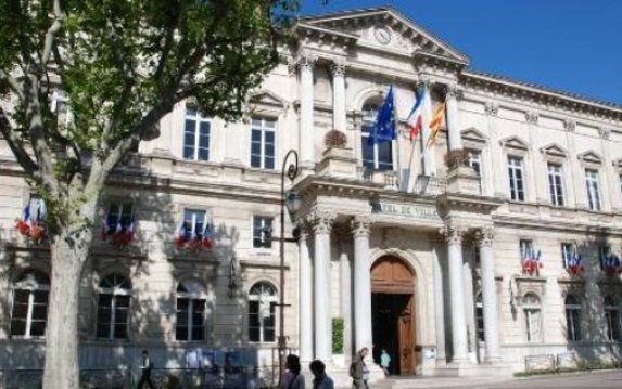 Мэр Авиньона направила письмо с соболезнованиями в адрес Харьковского горсовета Мэр Авиньона направила письмо с соболезнованиями в адрес Харьковского горсовета