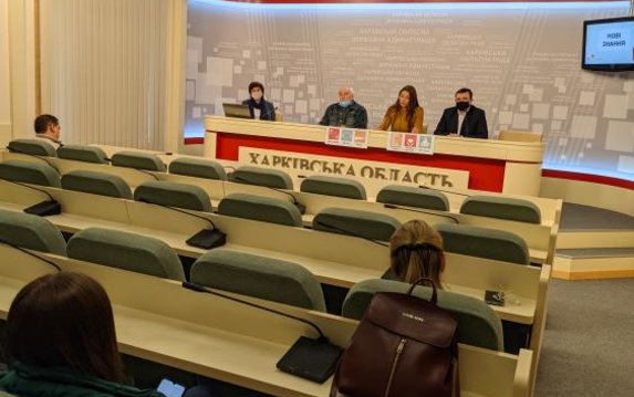 На Харьковщине 150 школ перешли на электронное ведение классных журналов На Харьковщине 150 школ перешли на электронное ведение классных журналов