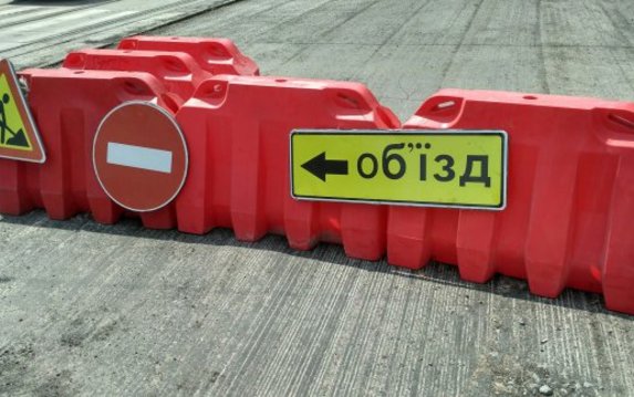 На участке Московского проспекта запрещается движение транспорта На участке Московского проспекта запрещается движение транспорта