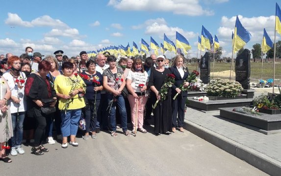 Нам не вернуть погибших героев, но наш долг - помнить их. Татьяна Егорова-Луценко Нам не вернуть погибших героев, но наш долг - помнить их. Татьяна Егорова-Луценко
