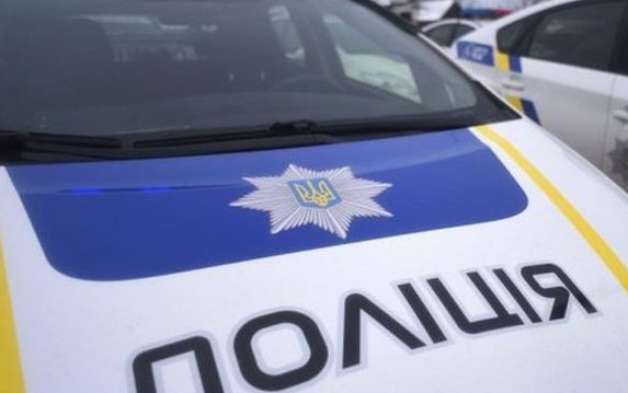 Полицейские устанавливают личность злоумышленника, который в Московском районе Харькова напал на пожилого мужчину Полицейские устанавливают личность злоумышленника, который в Московском районе Харькова напал на пожилого мужчину
