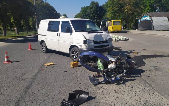 Полицейские устанавливают обстоятельства аварии на Харьковщине Полицейские устанавливают обстоятельства аварии на Харьковщине