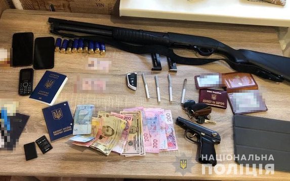 Полицейские задержали еще одного участника разбойного нападения на офис предприятия в Харькове Полицейские задержали еще одного участника разбойного нападения на офис предприятия в Харькове