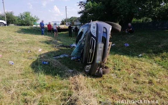 Полиция устанавливает обстоятельства смертельной ДТП на Харьковщине Полиция устанавливает обстоятельства смертельной ДТП на Харьковщине