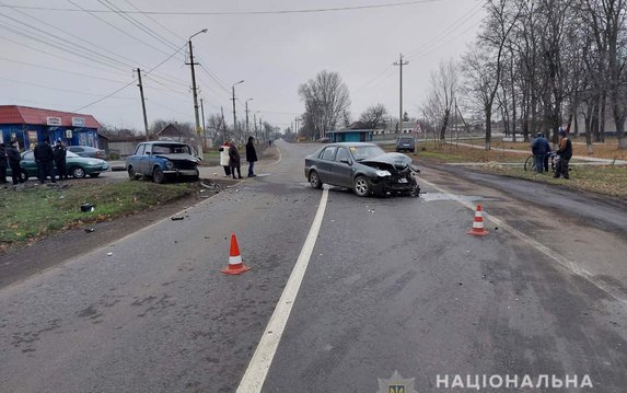 Полиция выясняет обстоятельства ДТП с травмированным на Харьковщине Полиция выясняет обстоятельства ДТП с травмированным на Харьковщине