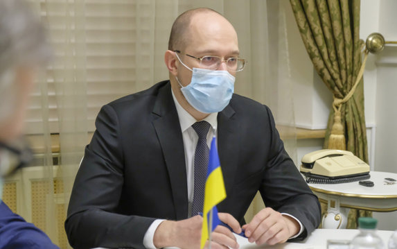 Правительство усиливает меры контроля за соблюдением правил карантина Правительство усиливает меры контроля за соблюдением правил карантина