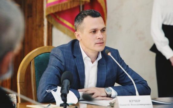 Председатель ХОГА отметил лучших работников лесной отрасли региона Председатель ХОГА отметил лучших работников лесной отрасли региона