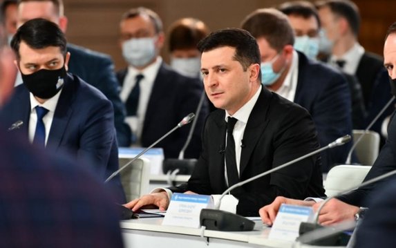 Президент создает Конгресс местных и региональных властей Президент создает Конгресс местных и региональных властей