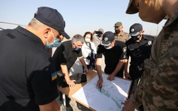 Продолжается ликвидация пожара на Харьковщине Продолжается ликвидация пожара на Харьковщине