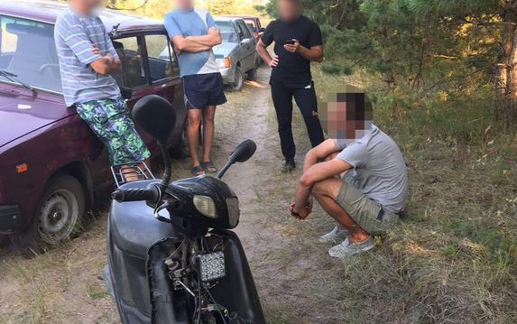 Следователи Харьковщины сообщили о подозрении мужчине за угон мопеда Следователи Харьковщины сообщили о подозрении мужчине за угон мопеда