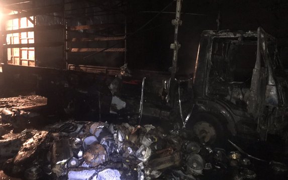 Слободской район: спасатели ликвидировали пожар в грузовом автомобили ТАТА Слободской район: спасатели ликвидировали пожар в грузовом автомобили ТАТА