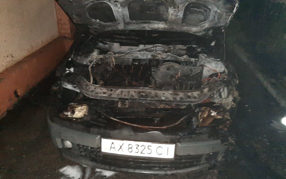 Слободской район: спасатели потушили пожар в автомобиле Слободской район: спасатели потушили пожар в автомобиле