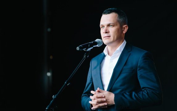 Спорт объединяет, дает силу духа и учит побеждать. Алексей Кучер Спорт объединяет, дает силу духа и учит побеждать. Алексей Кучер