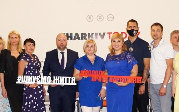 В Харькове провели круглый стол «Молодежь против наркотиков» В Харькове провели круглый стол «Молодежь против наркотиков»
