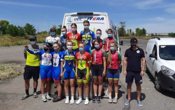 Харьковские велосипедисты с медалями вернулись с чемпионата Украины Харьковские велосипедисты с медалями вернулись с чемпионата Украины