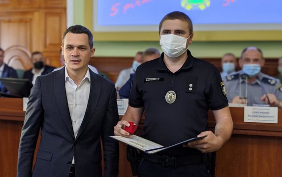 Алексей Кучер поздравил правоохранителей Харьковщины с пятой годовщиной создания ГУНП Алексей Кучер поздравил правоохранителей Харьковщины с пятой годовщиной создания ГУНП
