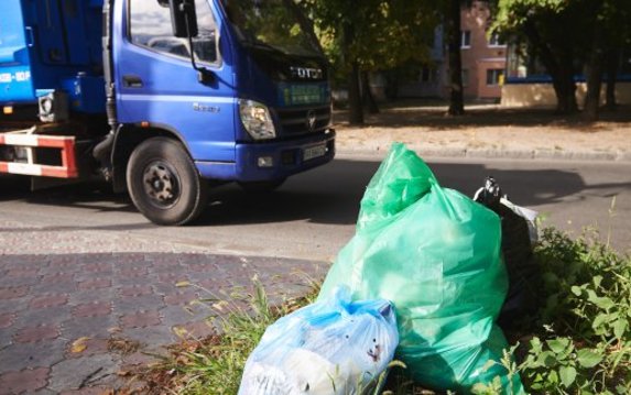 В частном секторе Харькова установят мусорные контейнеры и спортивные площадки В частном секторе Харькова установят мусорные контейнеры и спортивные площадки