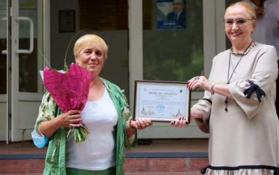 В Харькове наградили лучших социальных работников В Харькове наградили лучших социальных работников