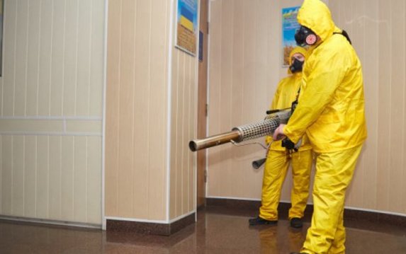 В Харькове продолжают дезинфицировать учреждения с массовым пребыванием людей В Харькове продолжают дезинфицировать учреждения с массовым пребыванием людей