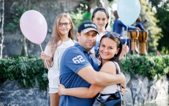 В Харькове прошла фото-акция «Семейные ценности» В Харькове прошла фото-акция «Семейные ценности»