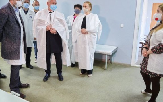 В Харькове разворачивают дополнительные места для больных COVID-19 В Харькове разворачивают дополнительные места для больных COVID-19