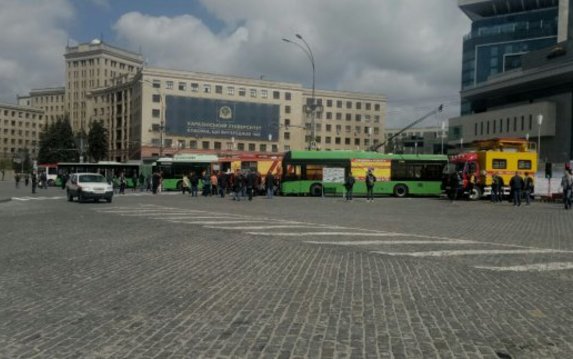 В Харькове состоялись парад и выставка троллейбусов В Харькове состоялись парад и выставка троллейбусов