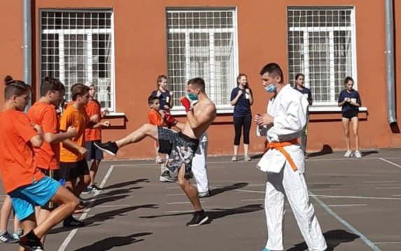 В Харьковских школах провели открытые уроки по разным видам спорта В Харьковских школах провели открытые уроки по разным видам спорта