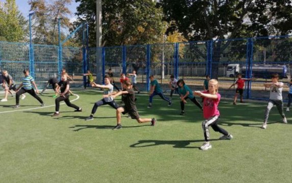 В Немышлянском районе состоялся спортивный праздник на обновленном стадионе В Немышлянском районе состоялся спортивный праздник на обновленном стадионе