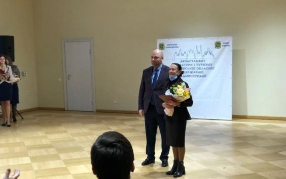 В области отметили лучших работников культуры и любителей народного искусства В области отметили лучших работников культуры и любителей народного искусства