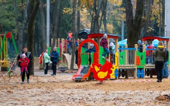 В парке «Зеленый гай» завершился первый этап реконструкции В парке «Зеленый гай» завершился первый этап реконструкции