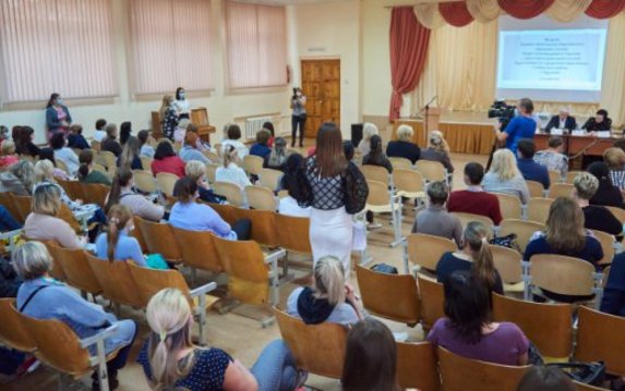 В Слободском районе по просьбам родителей выполнят ремонт в ряде школ и детских садов В Слободском районе по просьбам родителей выполнят ремонт в ряде школ и детских садов