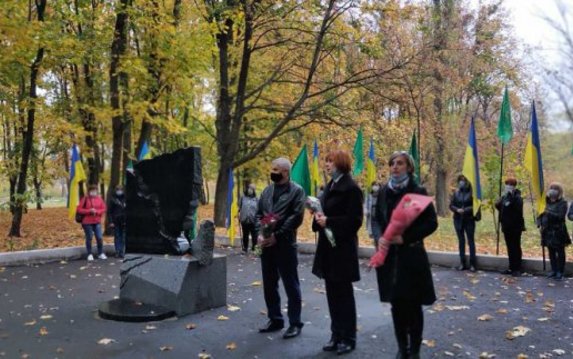 В Слободском районе почтили память ликвидаторов аварии на ЧАЭС В Слободском районе почтили память ликвидаторов аварии на ЧАЭС