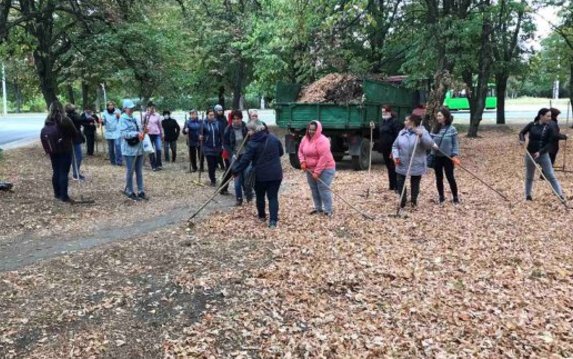 В Слободском районе состоялся субботник В Слободском районе состоялся субботник