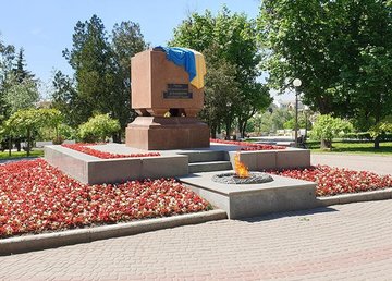 Памятник борцам Октябрьской революции