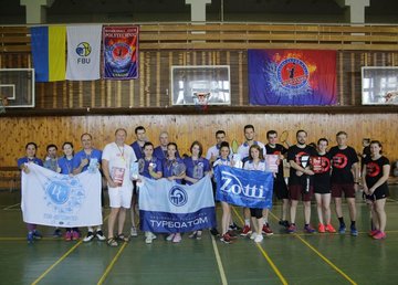 Определен победитель по бадминтону Битвы корпораций