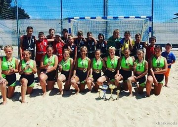 Харьковчанки выиграли чемпионат Украины по пляжному гандболу Харьковчанки выиграли чемпионат Украины по пляжному гандболу