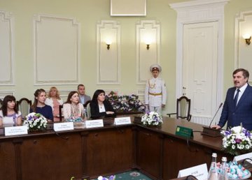 В городском совете прошел прием по случаю 8 Марта В городском совете прошел прием по случаю 8 Марта