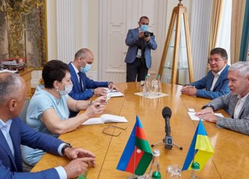 Харьков и Азербайджан будут развивать экономическое сотрудничество 